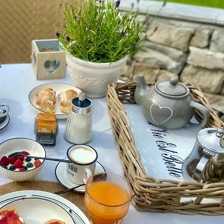 فندق مبيت وإفطار Ma Maison Pian Nava